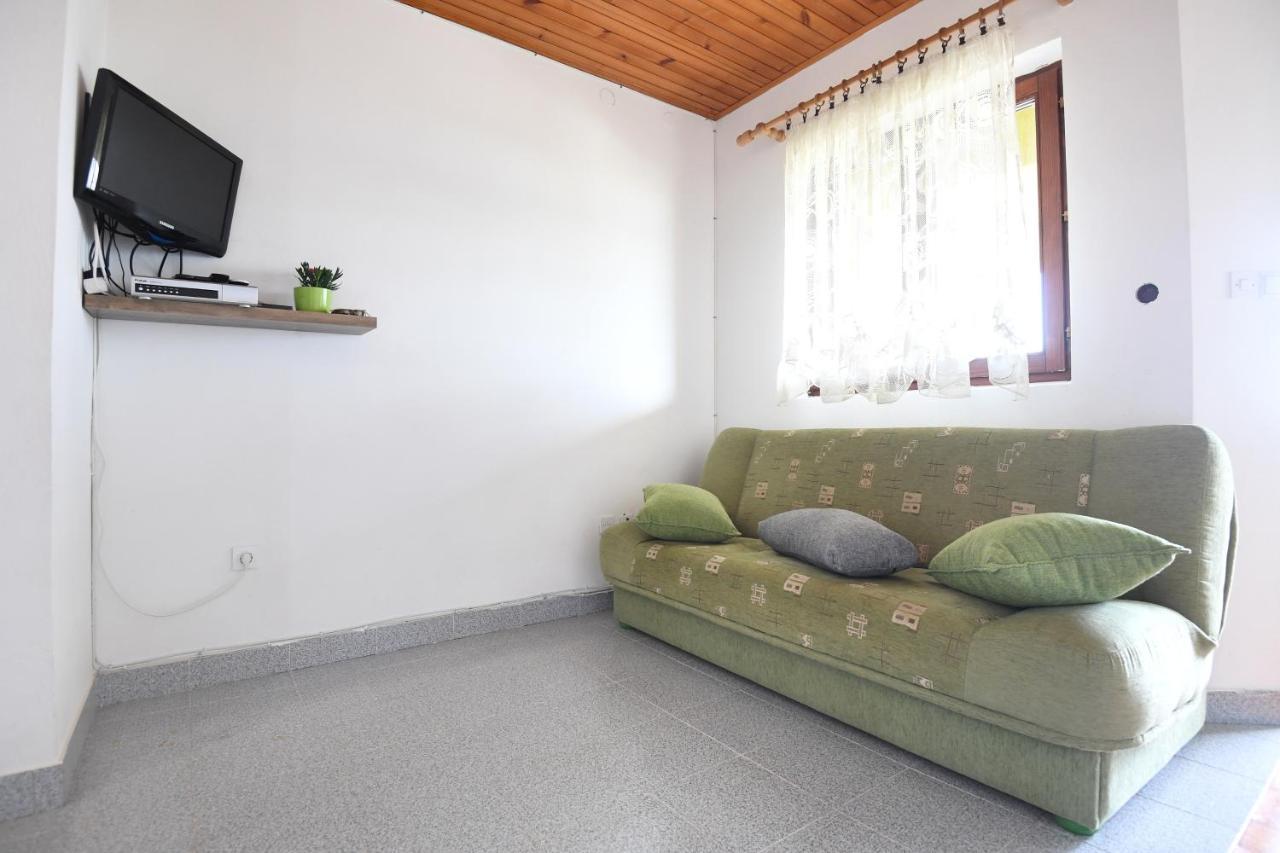Apartmani Erna Пашман Экстерьер фото